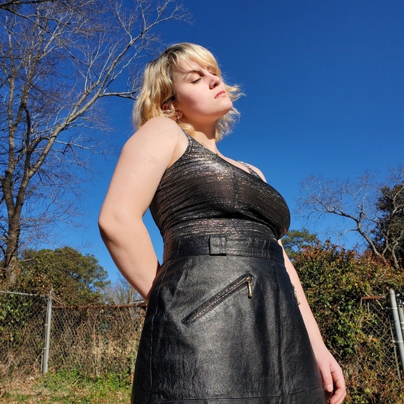 Vintage German Knee-Length Black Leather Skirt - Picture 2 of 4